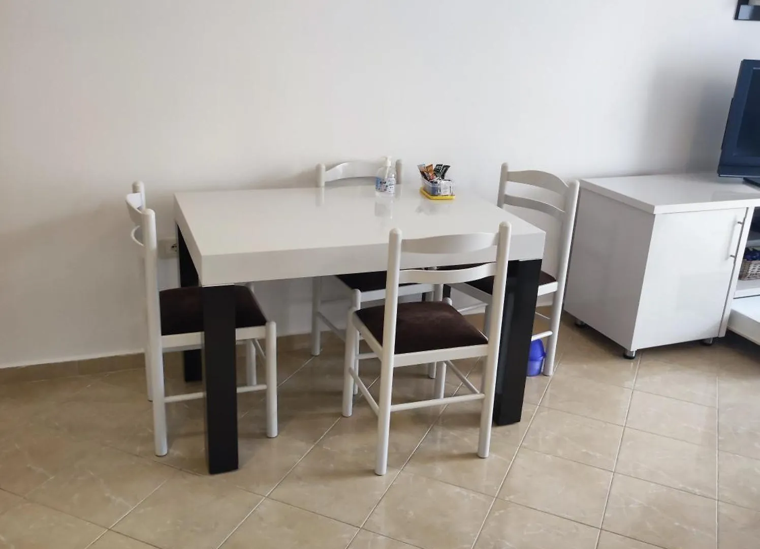 Kozy View Apartment Saranda Albania