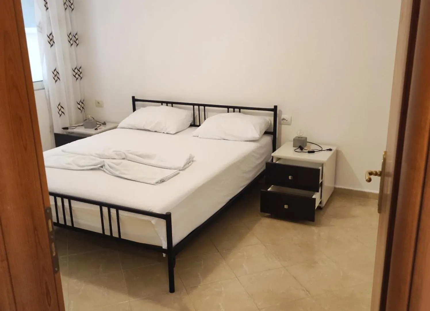 Kozy View Apartment Saranda 0*, Sarande